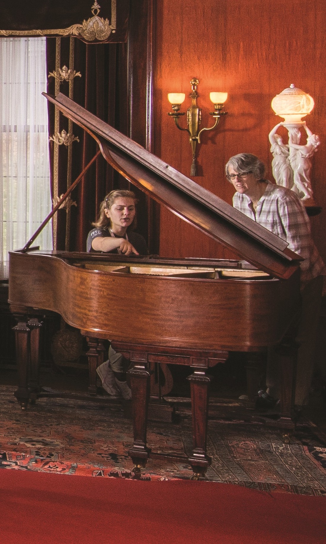 Glensheen-piano.jpg